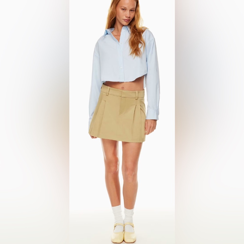 NWT Aritzia Sunday Best Rider Skirt
Wicker Tan